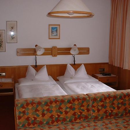 Haus Maria Leiter Hotel Sillian Buitenkant foto